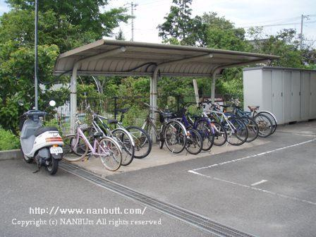 屋根付き駐輪場