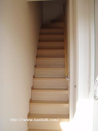 玄関からの階段